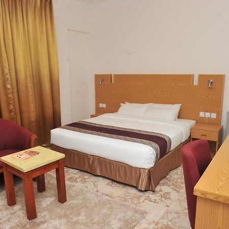 Al Reef Hotel 무스카트 외부 사진