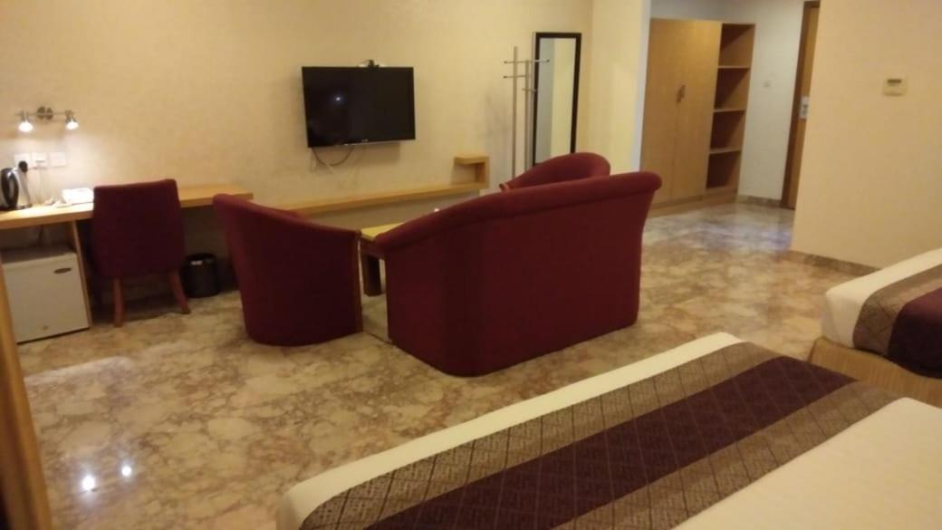 Al Reef Hotel 무스카트 외부 사진