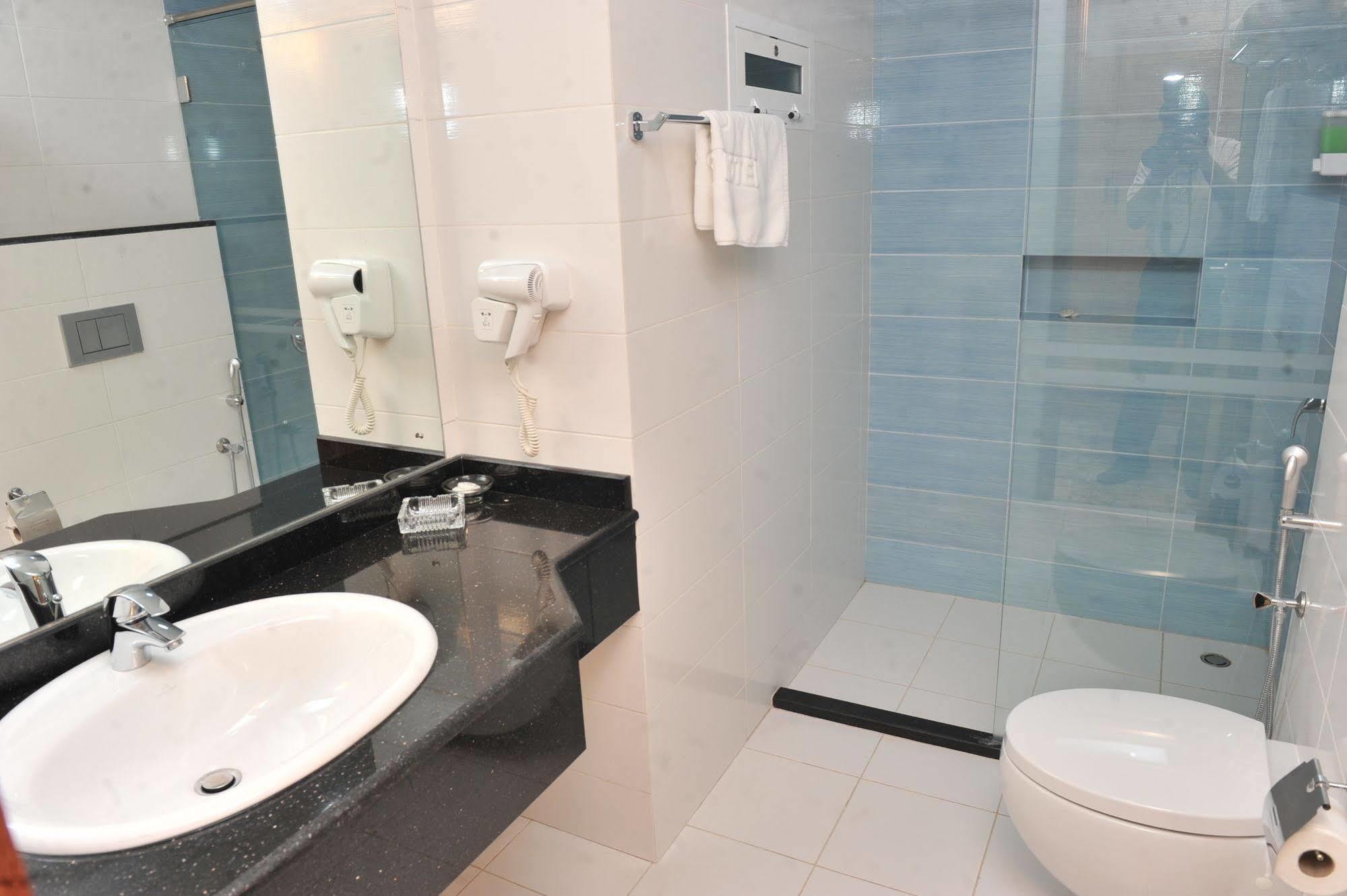 Al Reef Hotel 무스카트 외부 사진